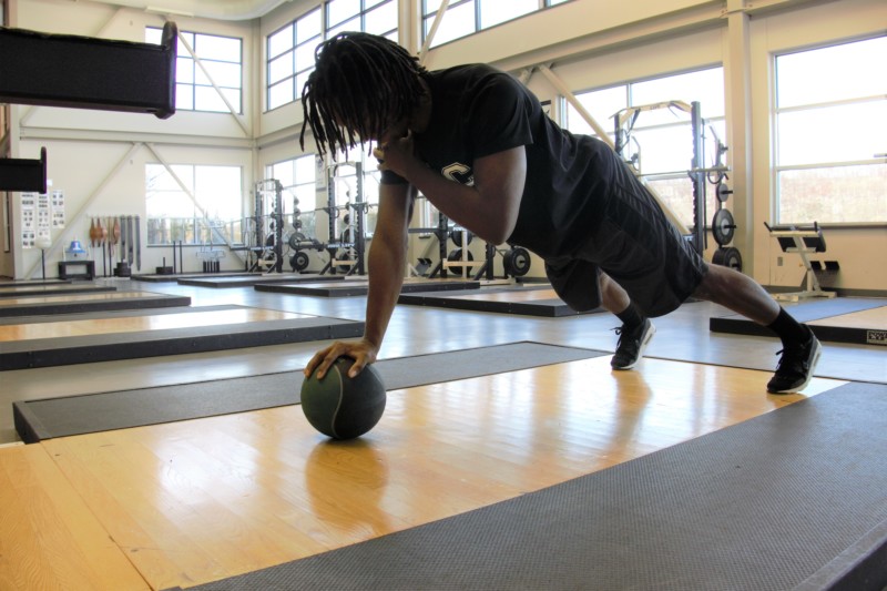 Male athlete push up